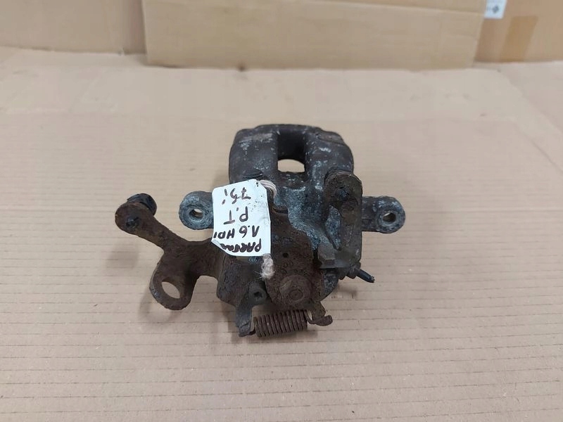 фото №5, Peugeot partner ii tepee 1.6 hdi суппорт правый задняя