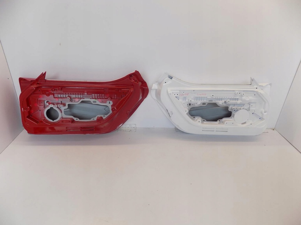 фото №4, Дверь правое / левая alfa 4c