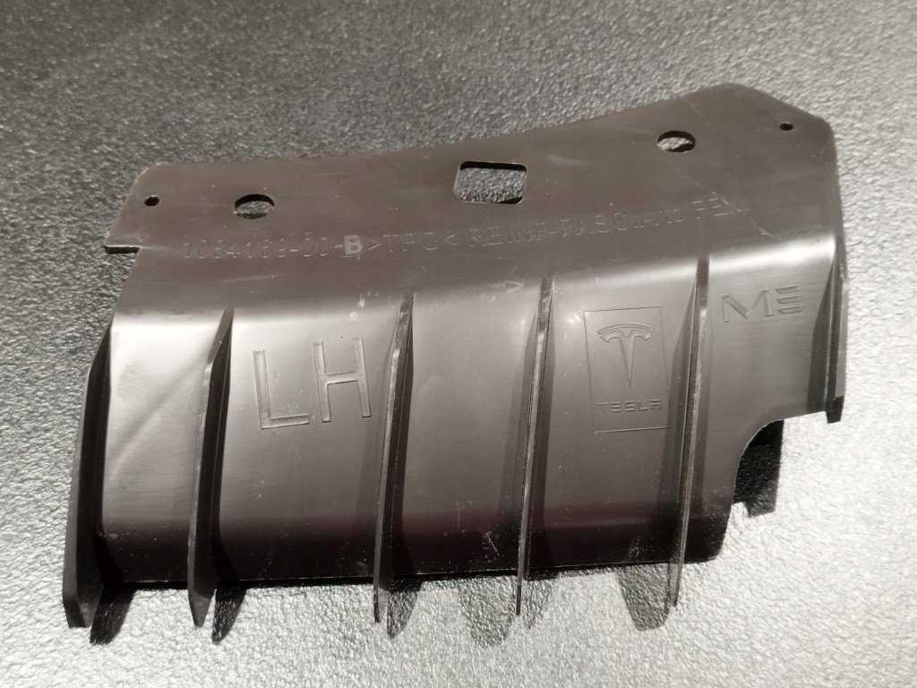 фото №1, Tesla 3 кронштейн левая бампера перед 1084169-00-b