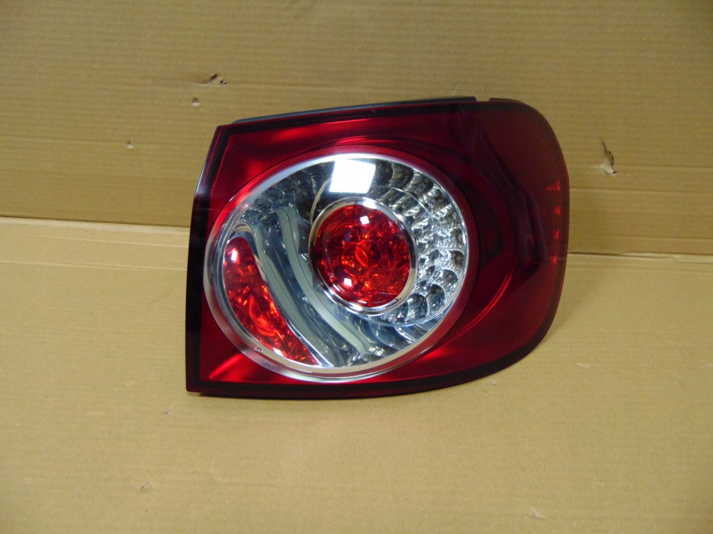 Купить Фара задняя правая vw golf v plus 5m0945096p
