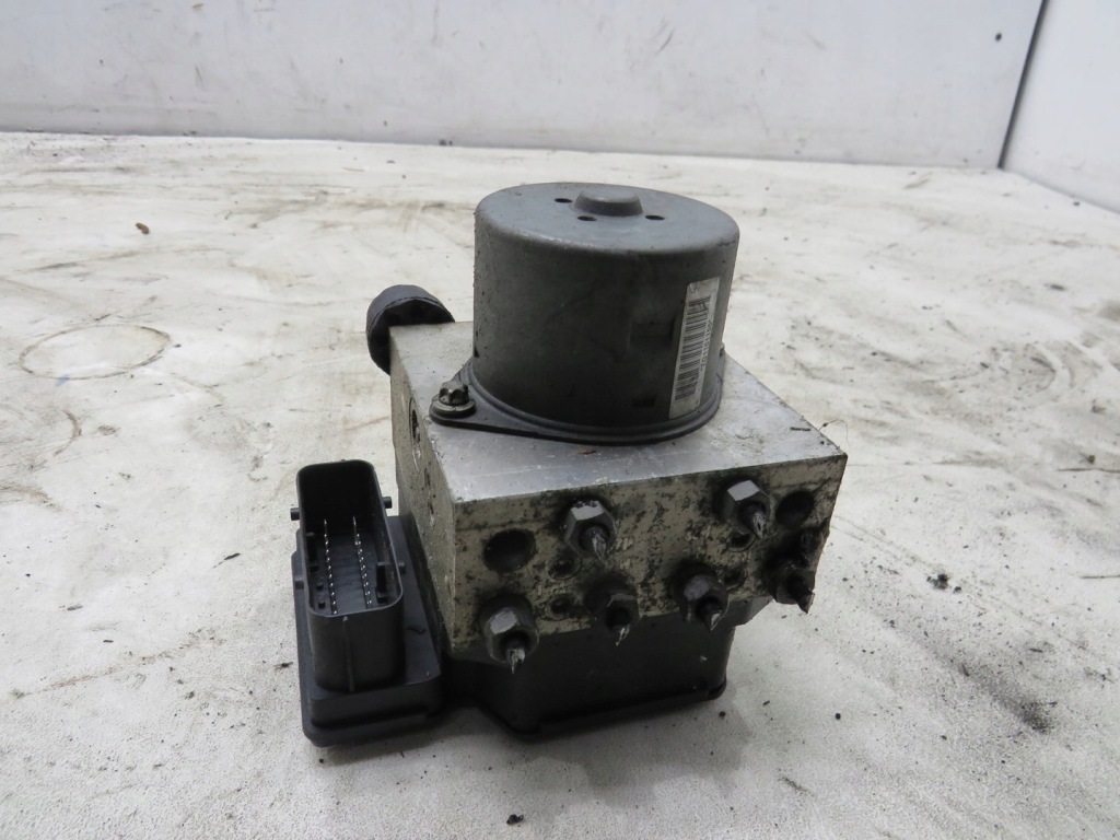 фото №1, Mini оригинальный номер 6796698 насос abs