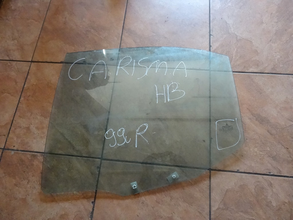 фото №1, Carisma 99' стекло левый задняя