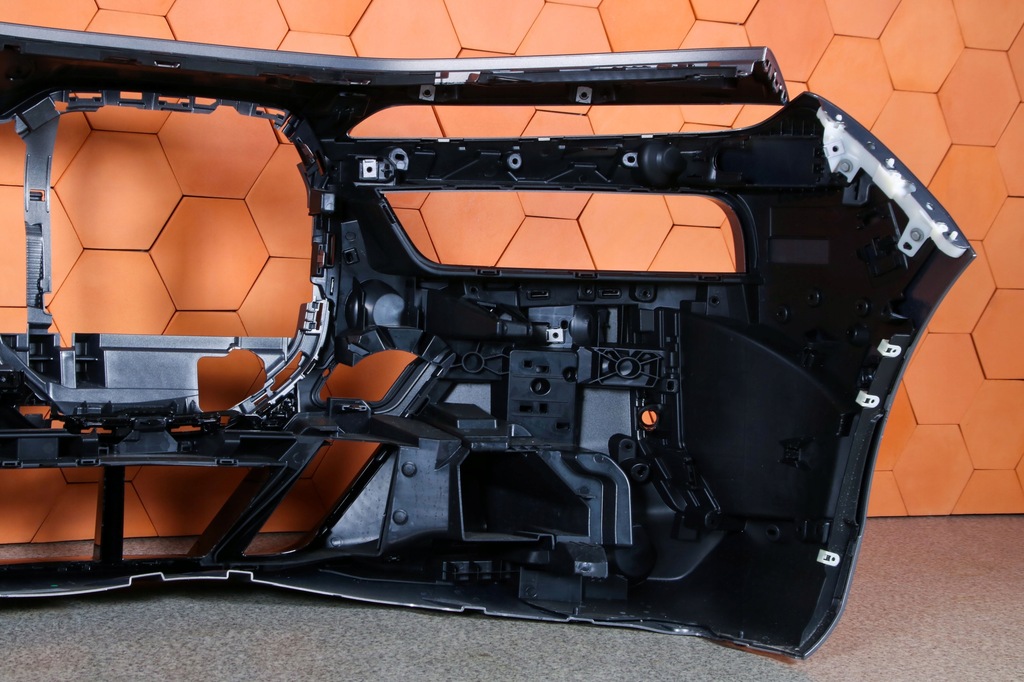 фото №8, Bmw 7 g70 i7 m-pakiet бампер перед передний c4a