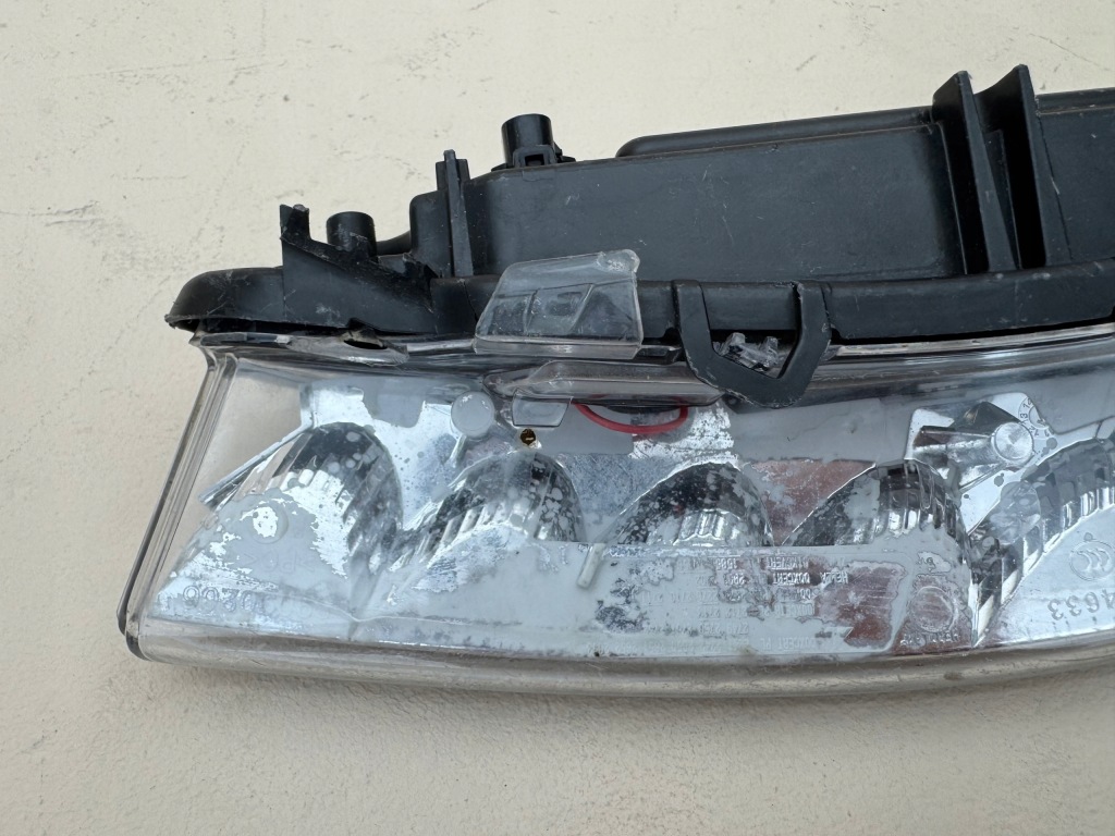 Mercedes s-klasa w221 w204 09r- фара движение dziennej led правый  drl Доставка