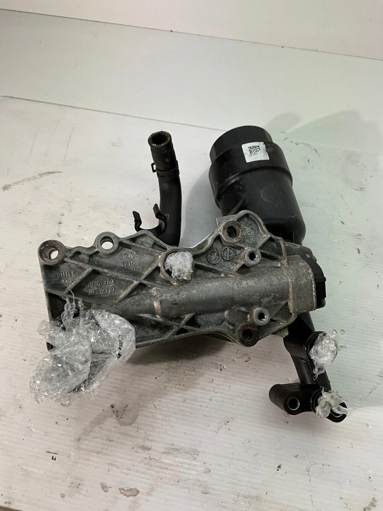 фото №1, Mercedes-benz a w176 корпус фильтра масла