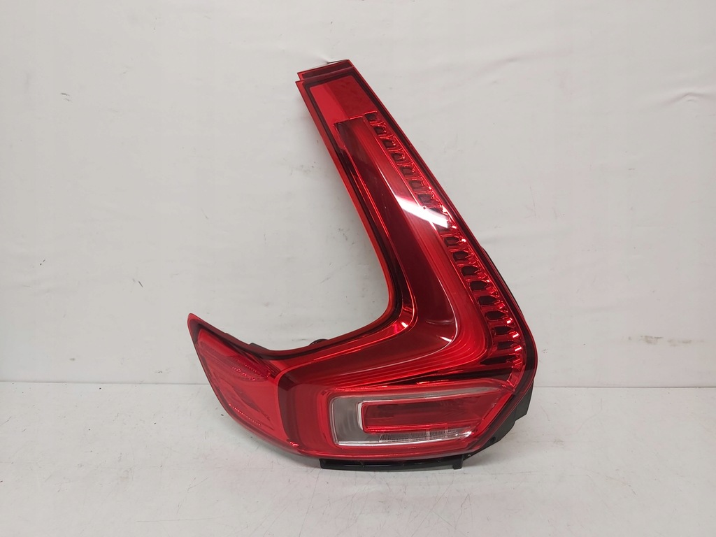 фото №1, Лампа задня ліва volvo xc40 31446790