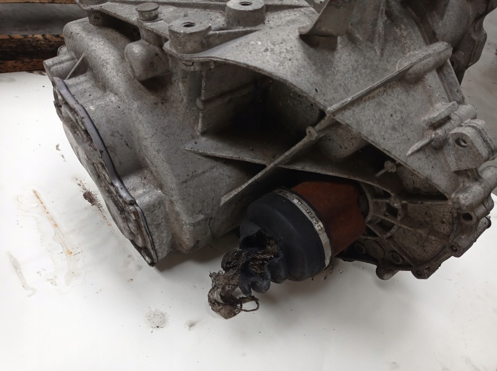 фото №6, Коробка передач передач mini r55 r56 1.6 td 7568721