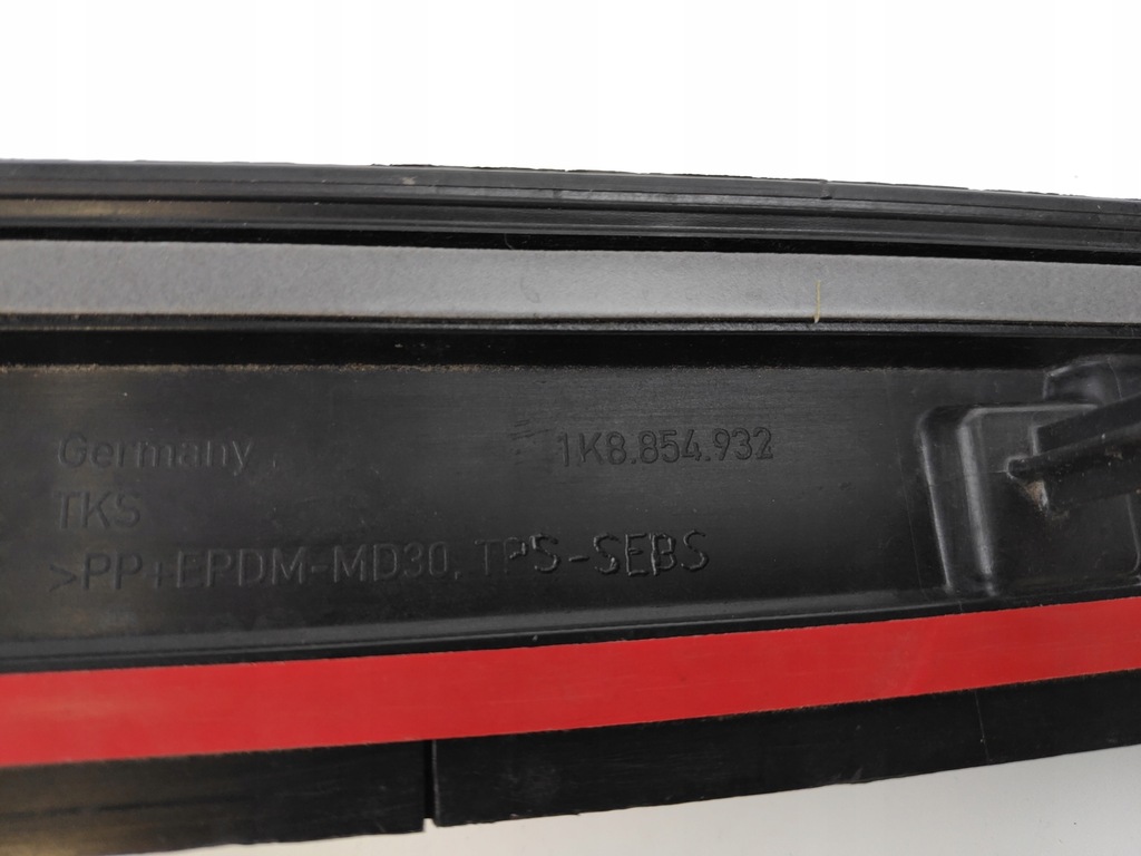 фото №11, Vw scirocco молдинг накладка крила правий задня 1k8854932