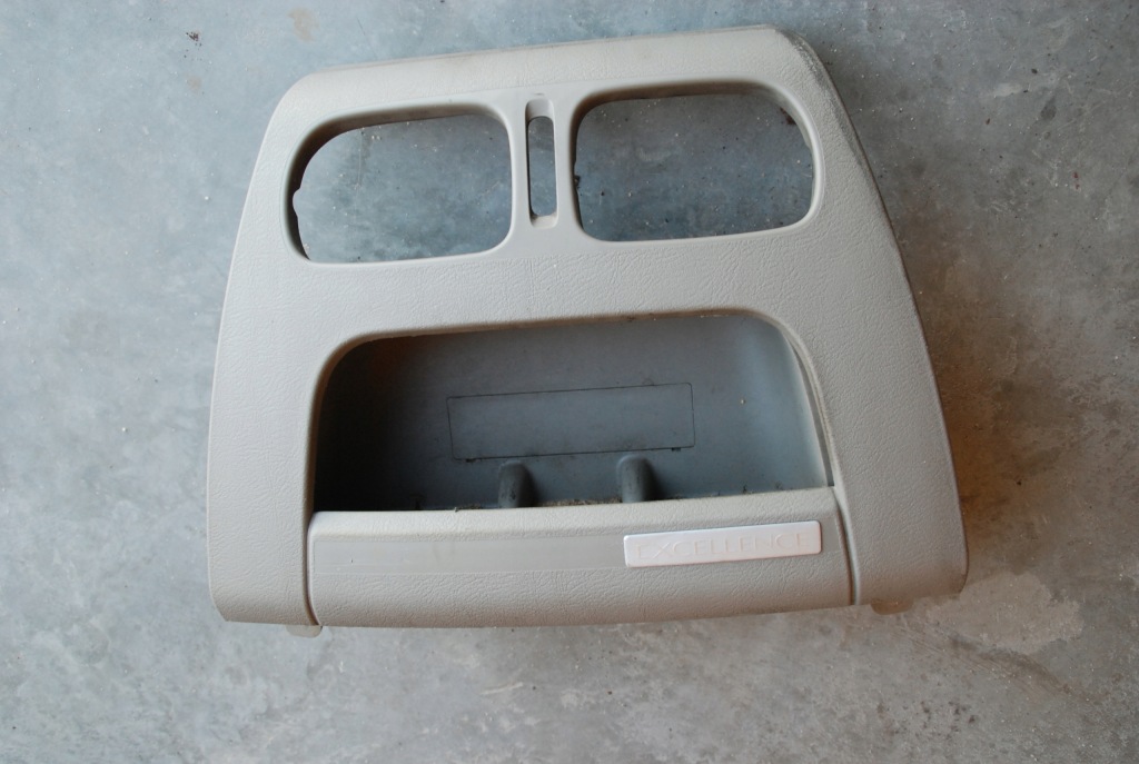 Купити Бардачок полиця контейнер renault premium dxi