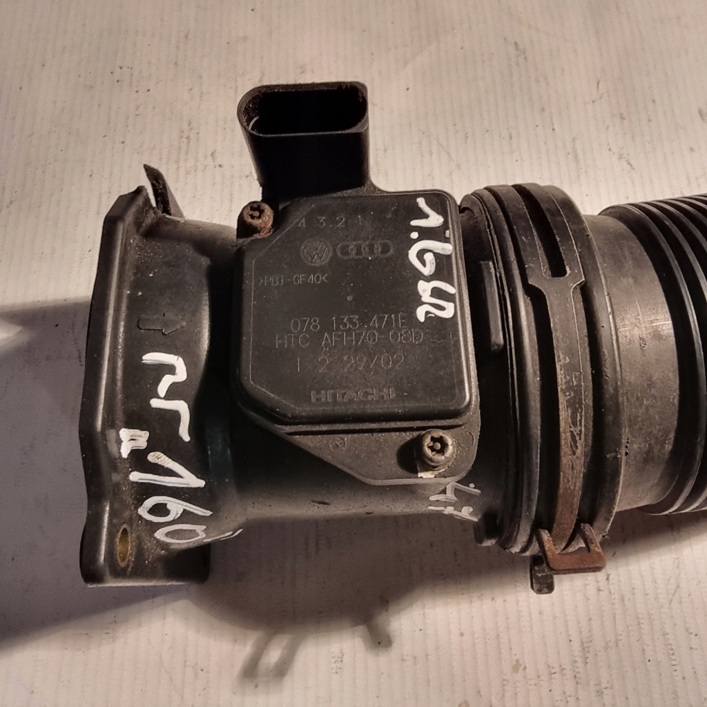 Купить Расходомер audi a4 b5 078 133 471e