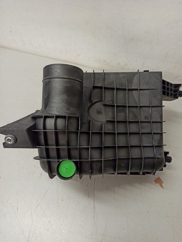 фото №5, Корпус фильтра воздуха + фильтр mercedes sprinter a0000903701