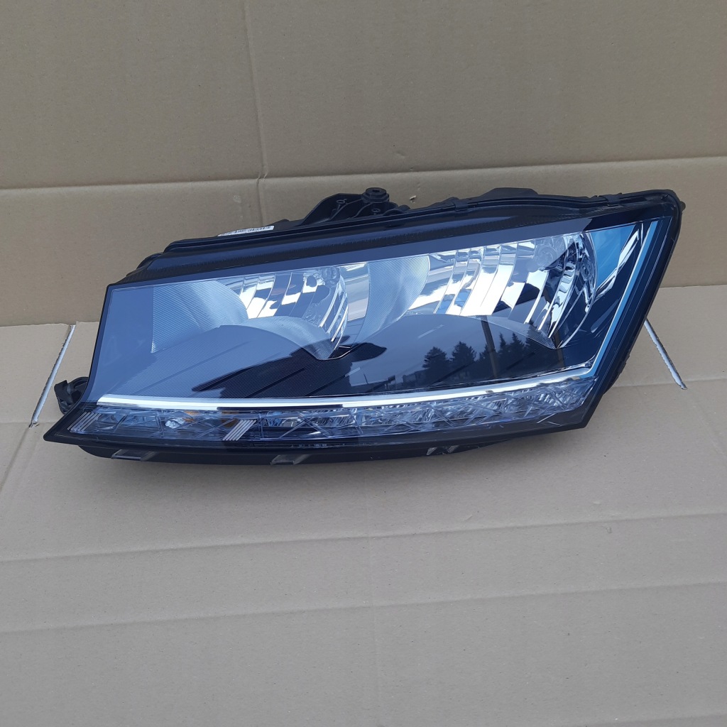 фото №1, Лампа перед левая skoda fabia iii lift led 17-