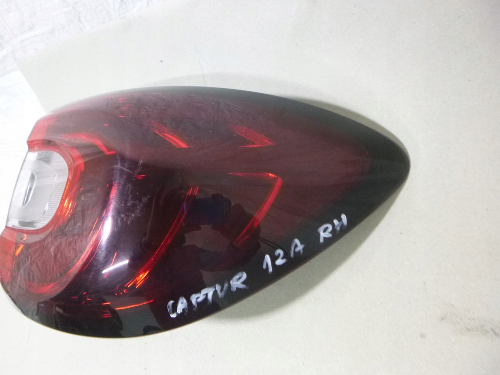фото №7, Renault captur lift led лампа права задня
