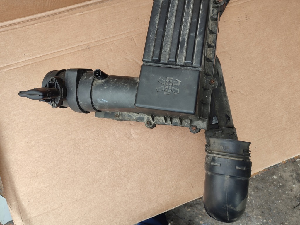 фото №6, Корпус фильтра воздуха seat altea xl 2.0tdi 3c0129607ad