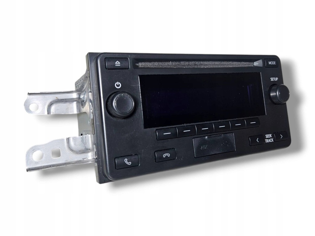 фото №2, Toyota yaris 2017 радиопроигрыватель