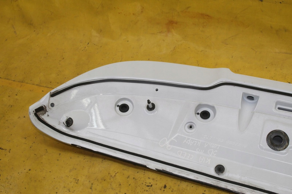 фото №6, Спойлер спойлер крышки kia ceed i 3d hb