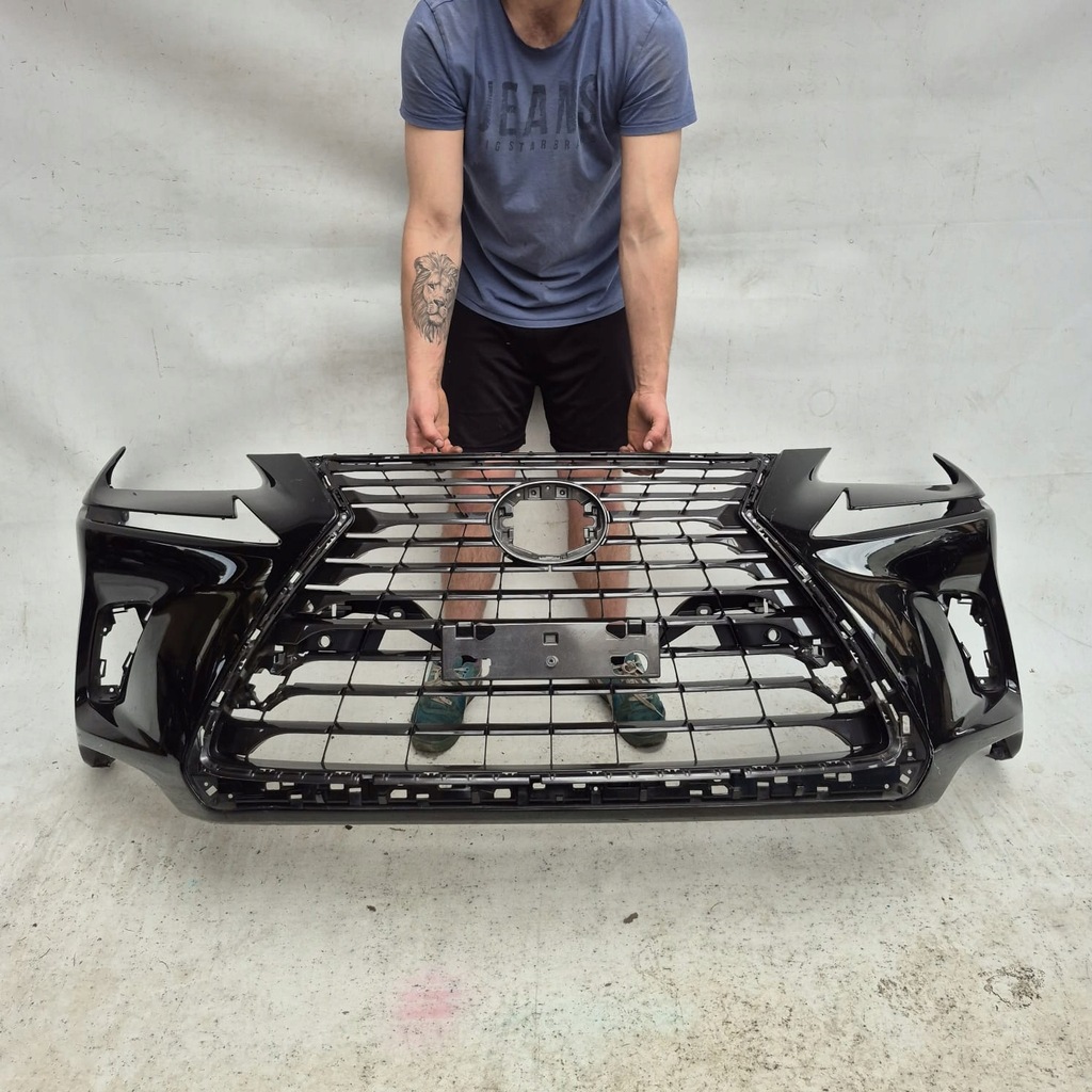 фото №1, Lexus nx 300h lift 18- бампер перед передний pdc