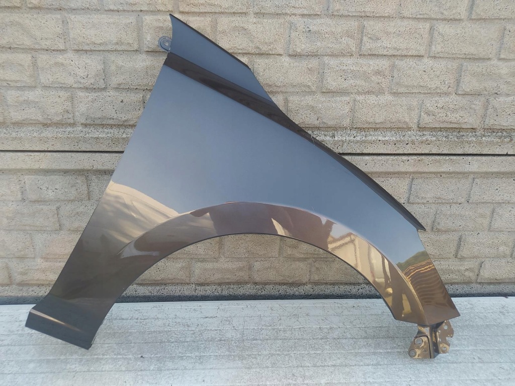 фото №1, Mazda 2 ii 2015-2022 крыло правый передний оригинал