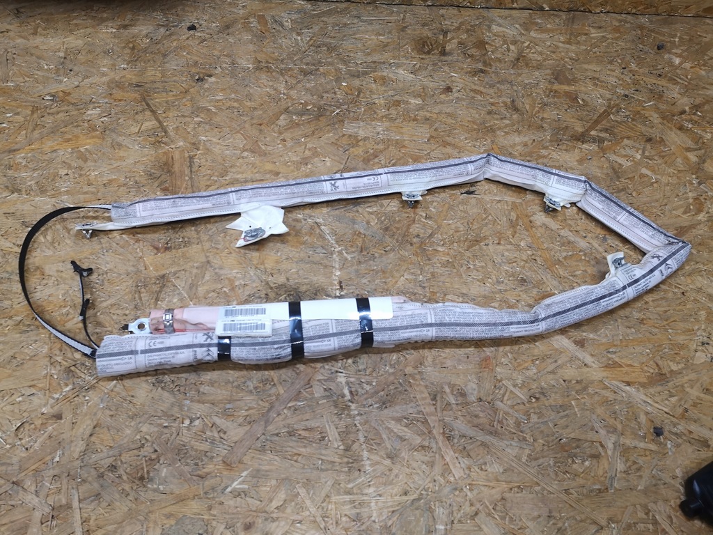 фото №1, Peugeot rifter berlingo iv шторка безпеки ліва 9817271580