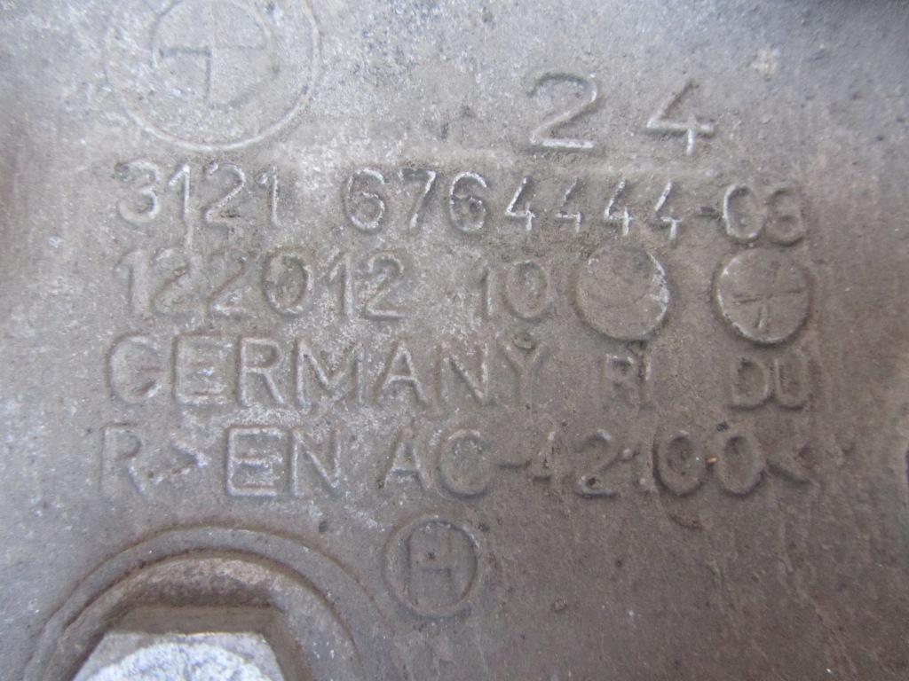 фото №4, Поворотный кулак ступица правая перед e90