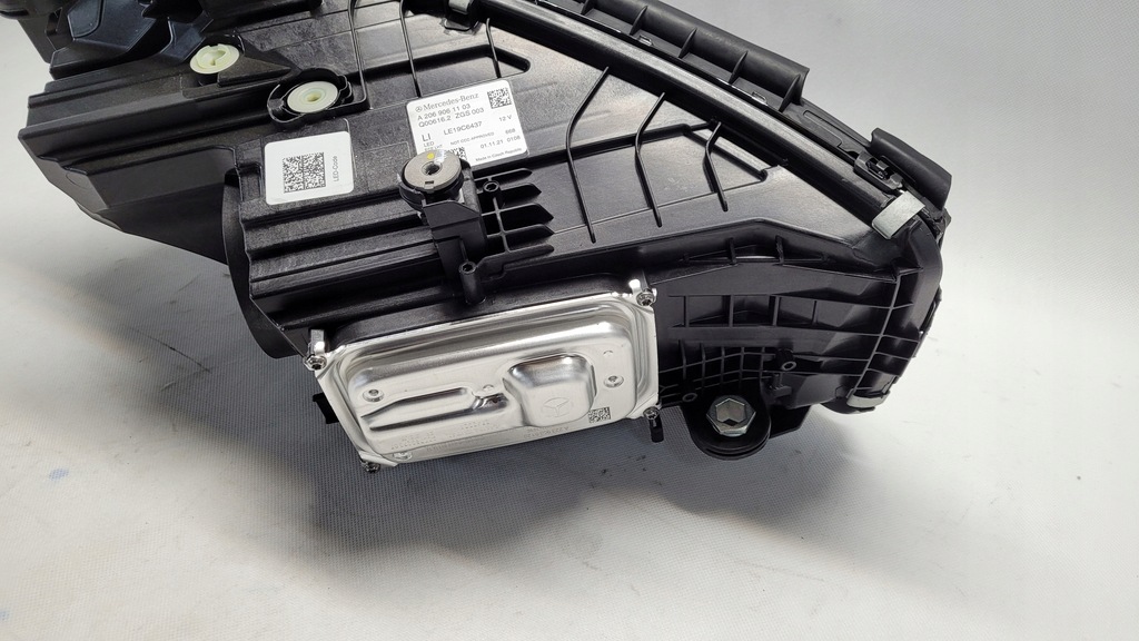 фото №13, Mercedes c-klasa w206 лампа перед ліва права led