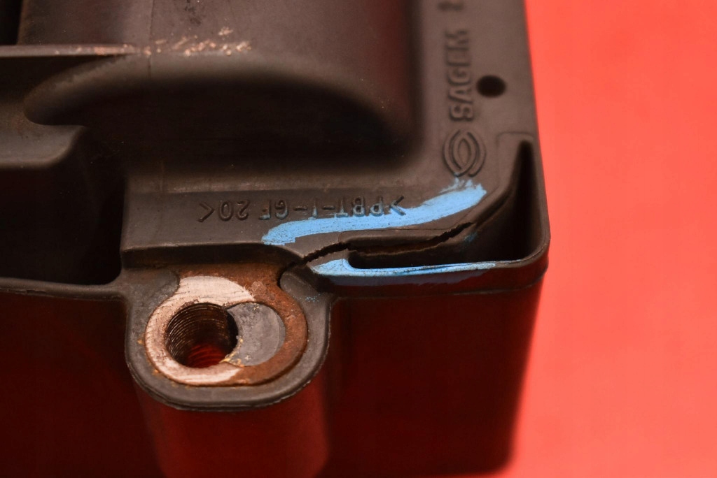 фото №8, Катушка зажигания 7700873701 2526151a renault thalia 1 i 1.4 8v 75 km 02-06