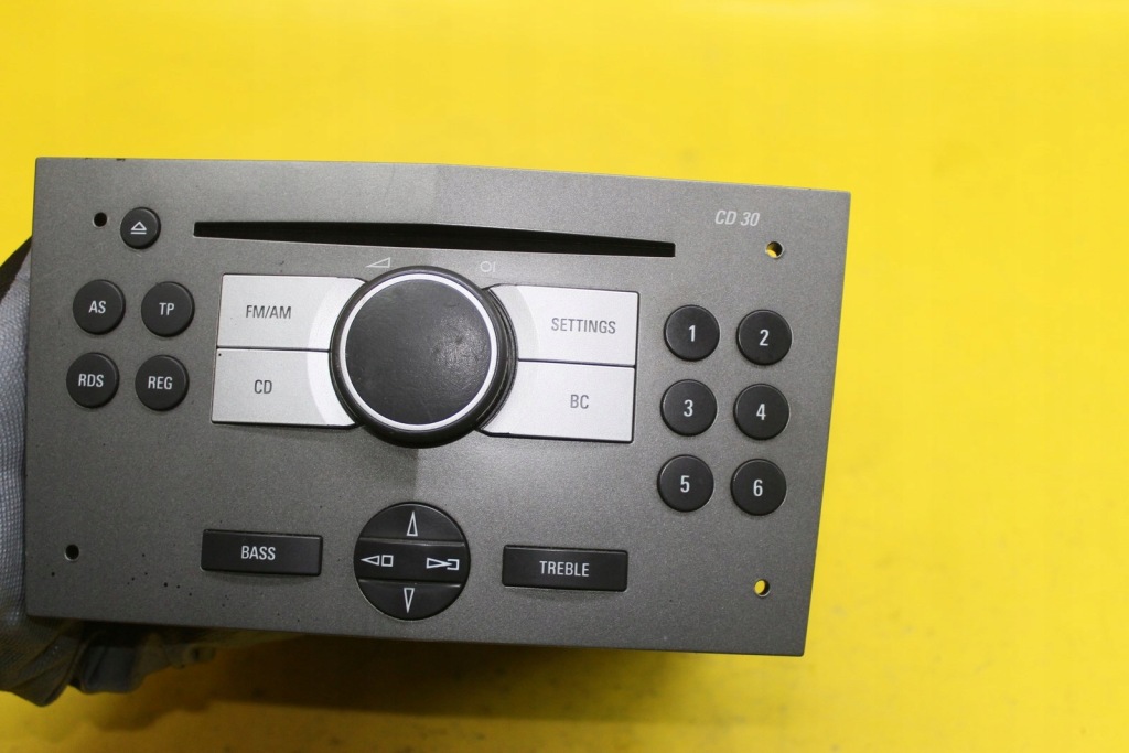 Радиопроигрыватель cd zafira b 7644221310 Оригинал