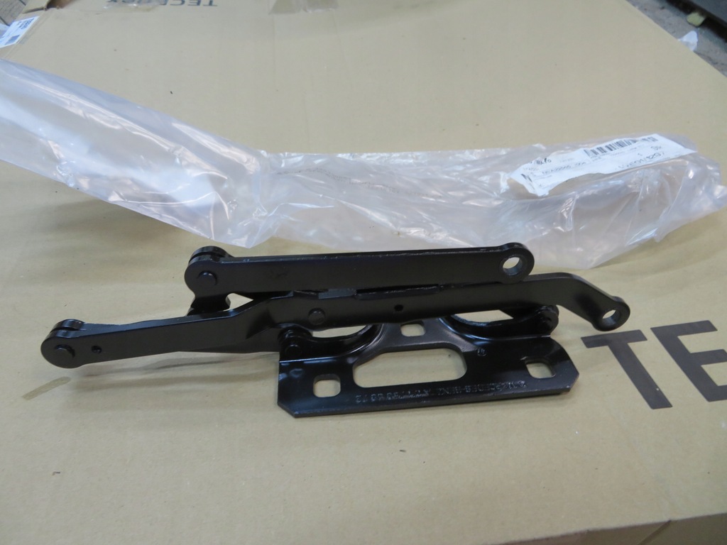 фото №1, Mercedes slk r171 04 петля задний крышки задняя правый