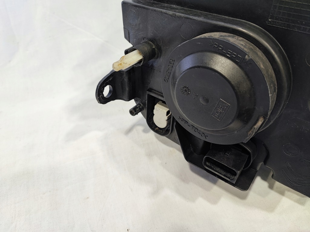 фото №14, Citroen berlingo iv лампа левая правая valeo euro 901461124 901461123 h7+h1