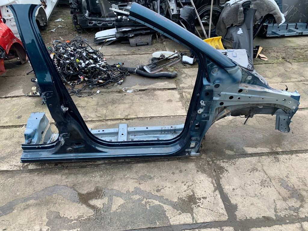 фото №1, Renault captur четверть правый перед длинная порог