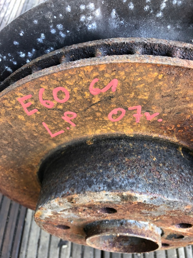 фото №8, Bmw e60 e61 амортизационная стойка левый перед поворотный кулак 6768797