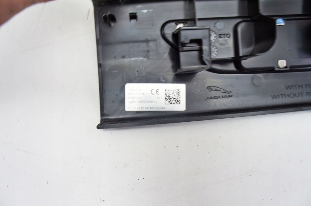 фото №5, Sv135 jaguar xf ii x260 молдинг защита порог левая подсветка