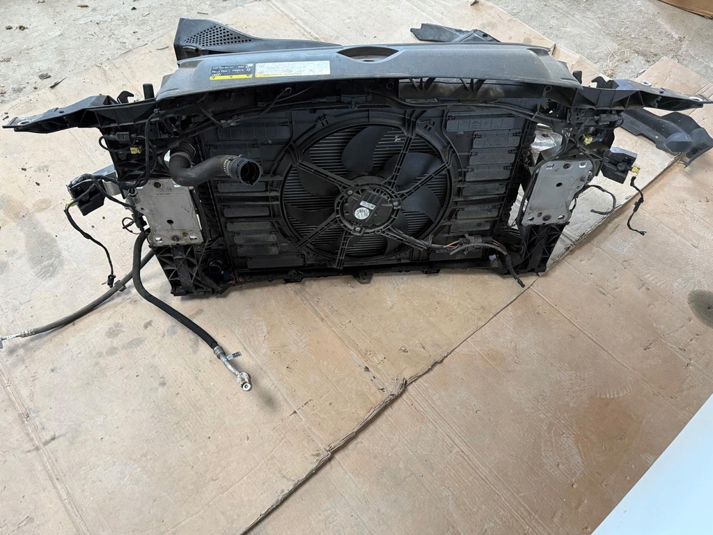 фото №5, Audi a4 b9 8w kompletny перед бампер лампи капот pas 2.0 tdi крила ly9c