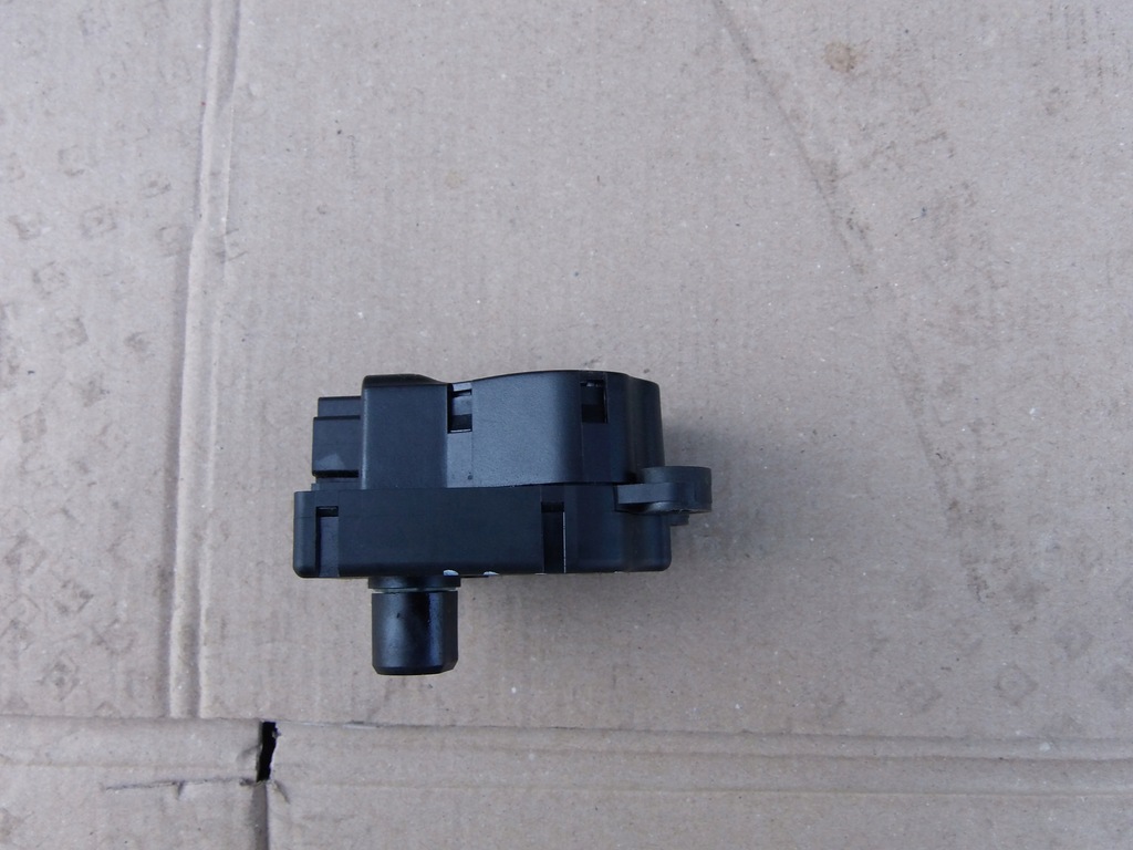 фото №5, Моторчик кришка обдув обігрівача 52495065 alfa romeo 147 3d