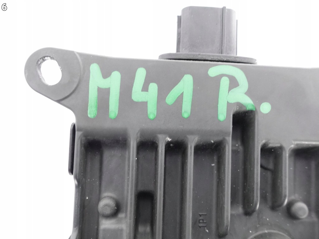 фото №7, Toyota rav4 v 5 19- радар датчик мертвого pola