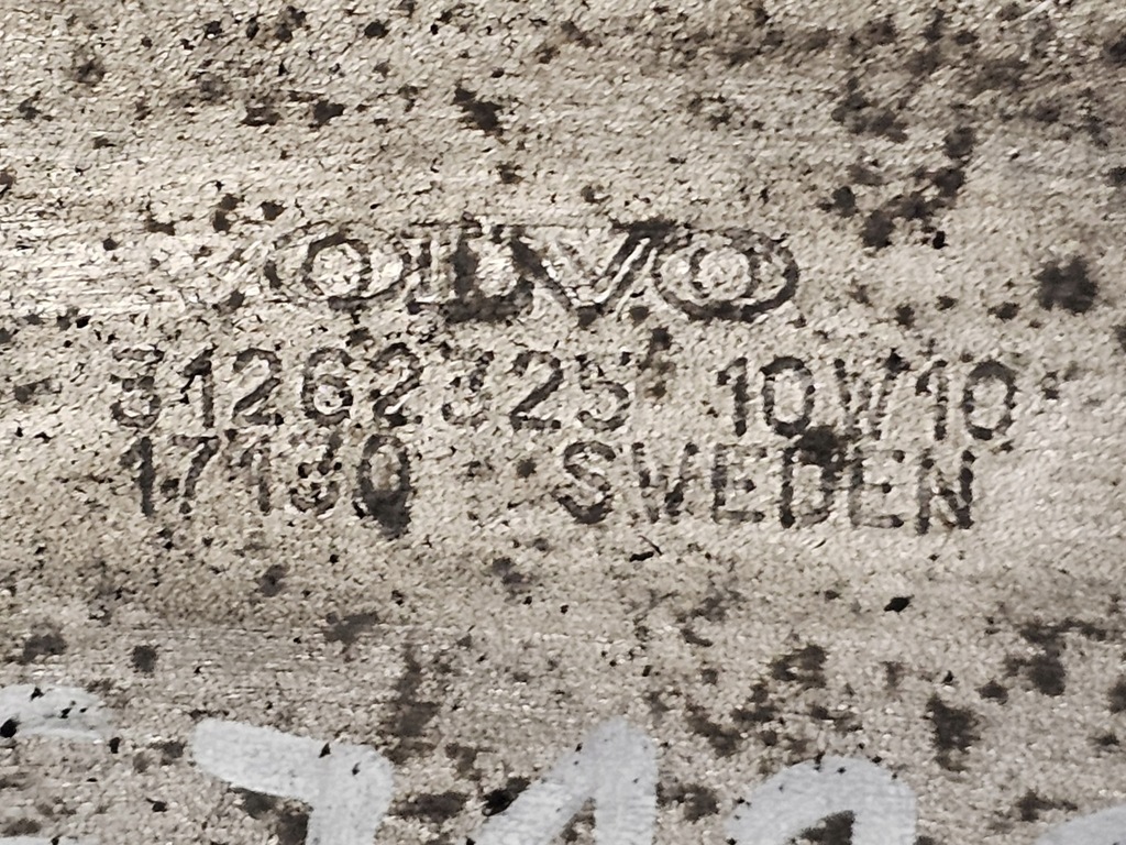 фото №6, Volvo xc70 2.4 d5 d5244t d5244t4 кронштейн двигуна 31262325