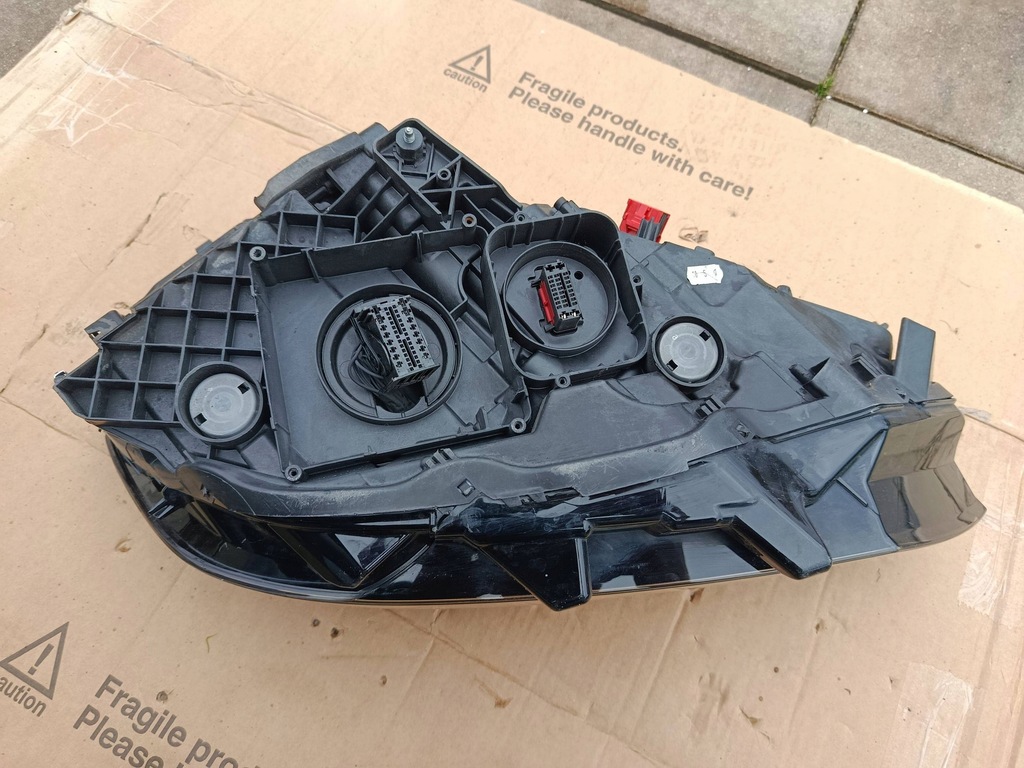 фото №13, Лампа ліва фара full led europa volkswagen passat b8 3g1941113a