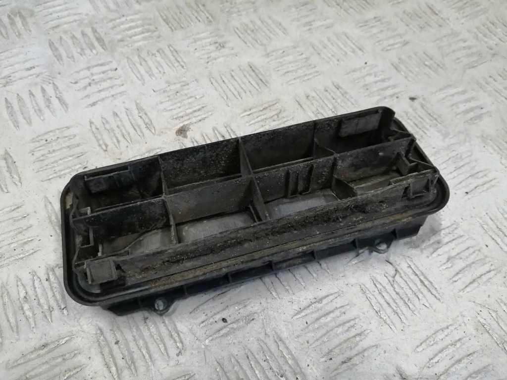 Купить Renault modus рестайлинг  решётка вентиляционная задний