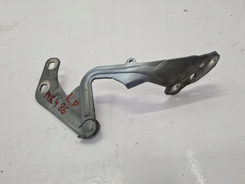 фото №1, Ford mondeo mk4 петля капот левый лак 86