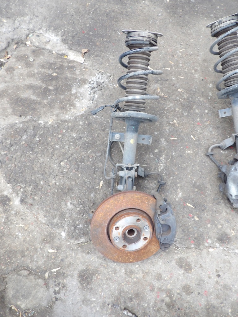 фото №1, Правая поворотный кулак renault clio 4 iv 1.5 dci