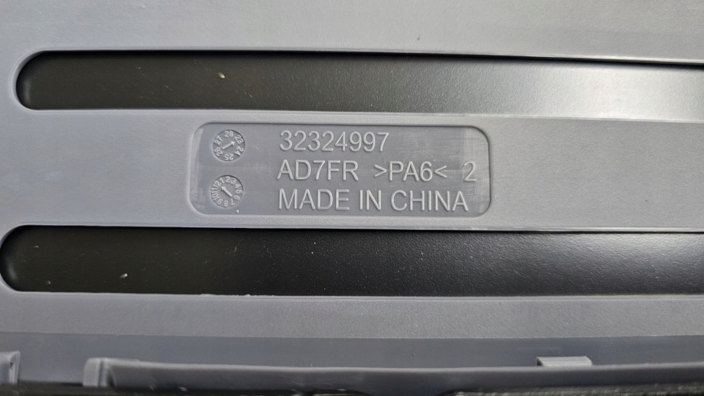 фото №11, Volvo xc40 v90 ii v60 ii 2024 корпус кронштейн аккумулятора 31656857 32314236