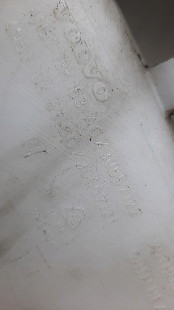 фото №8, Бачок жидкость омывателя 30657122 volvo v50 s40 ii 04-12