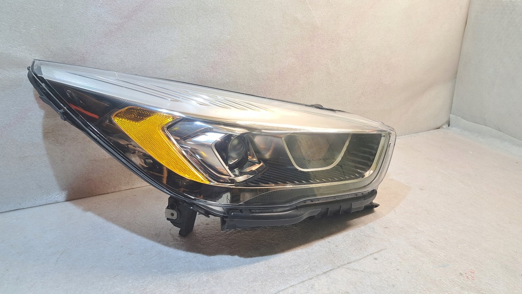 фото №5, Ford escape lift фара правый led