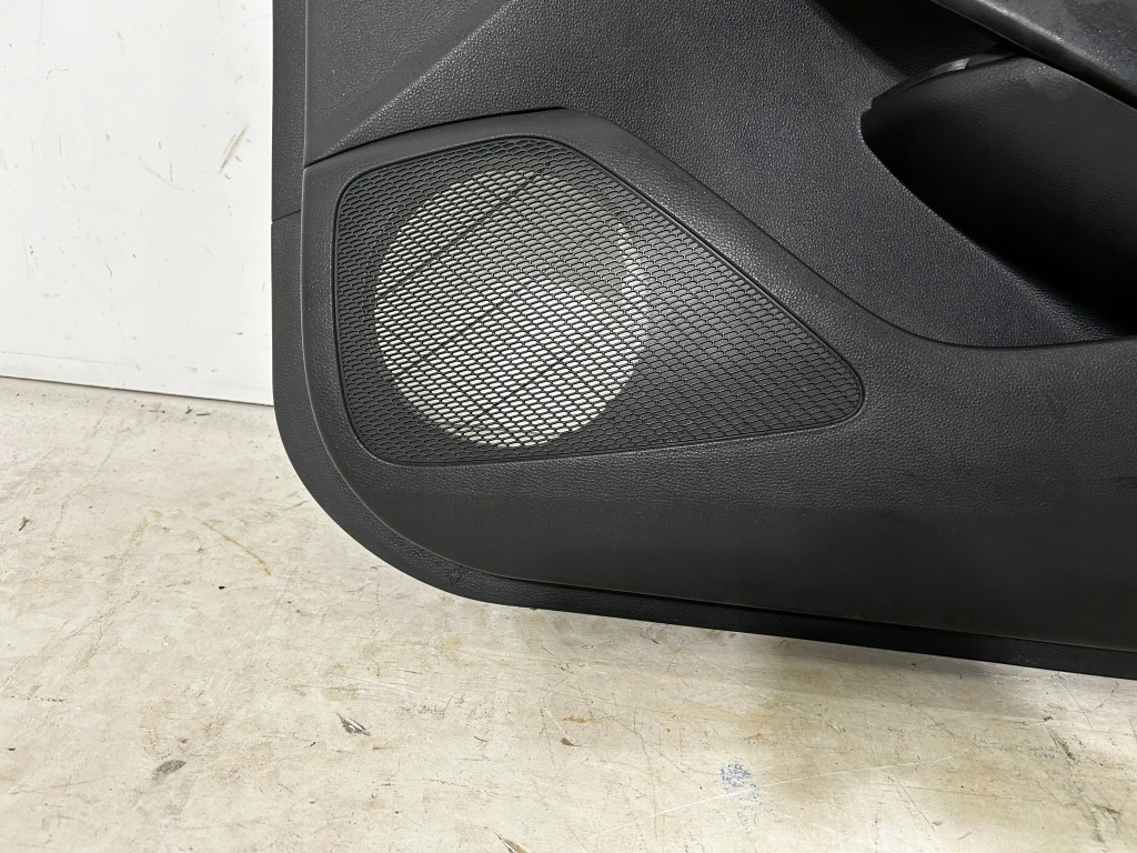 фото №9, Corolla e21 обшивка оббивка двері передніх правий перед шкіра з led