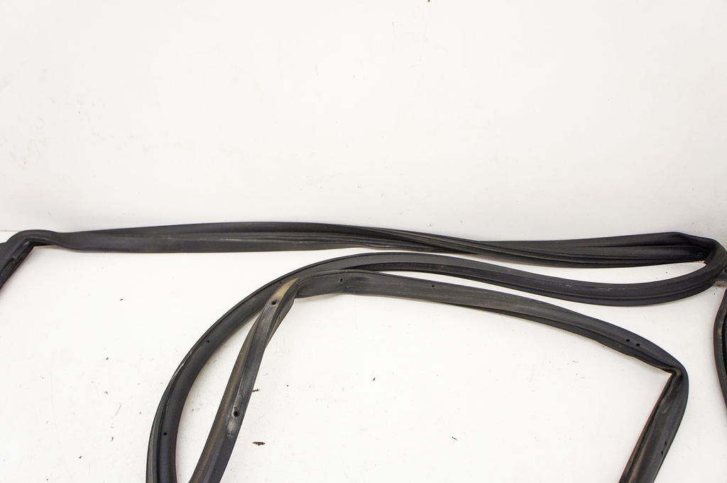 фото №5, Mx250 subaru xv i прокладка дверь левый задняя