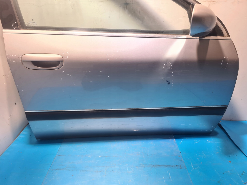 Дверь перед правое peugeot 607 Оригинал