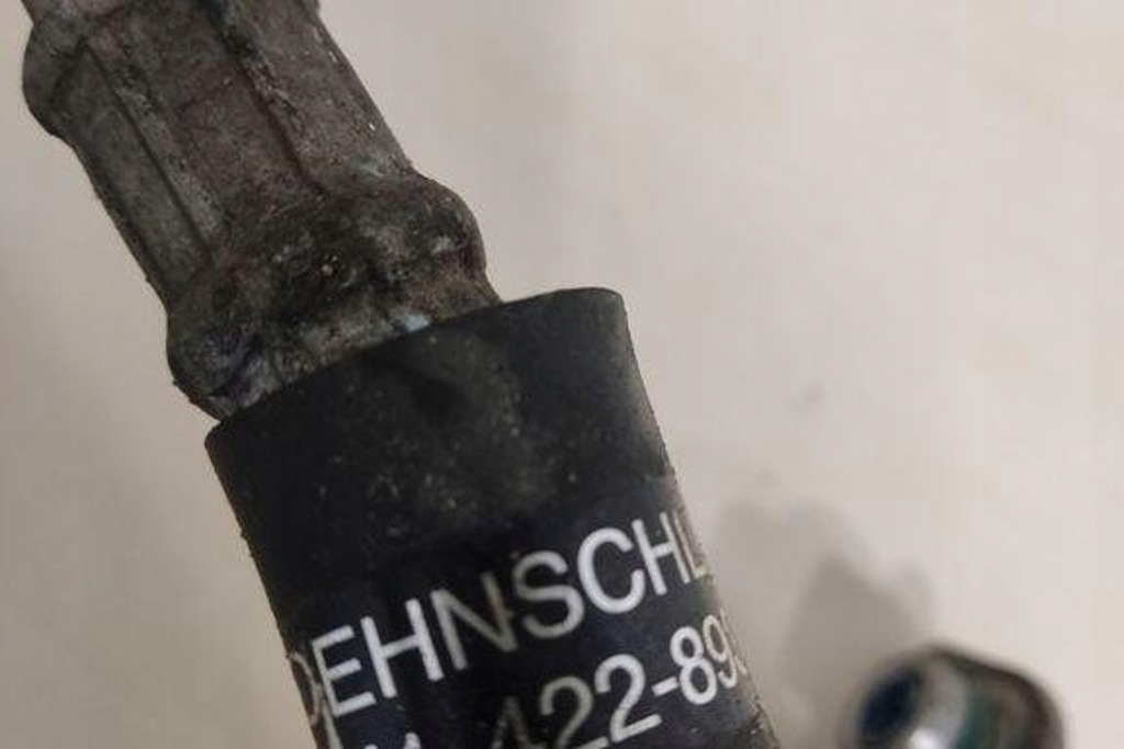 фото №8, Шланг підсилювача керма audi a8 d2 4d2, 4d8 4h0422893af 4.2l