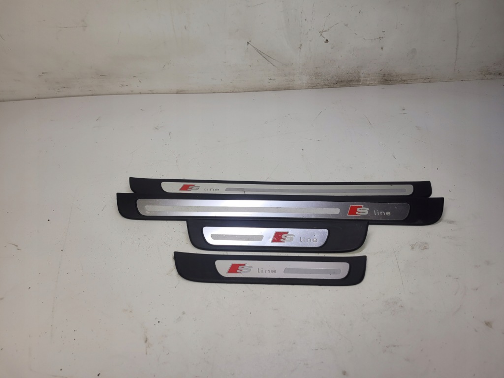 фото №1, Молдинг накладки порогові s-line audi a4 b8 оригінал комплект