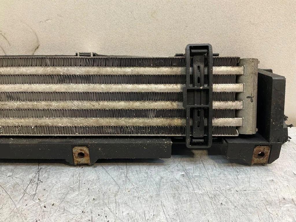 Радиатор масла bmw 5 e60 7560963 3.0l бензиновый 2009 с Разборки