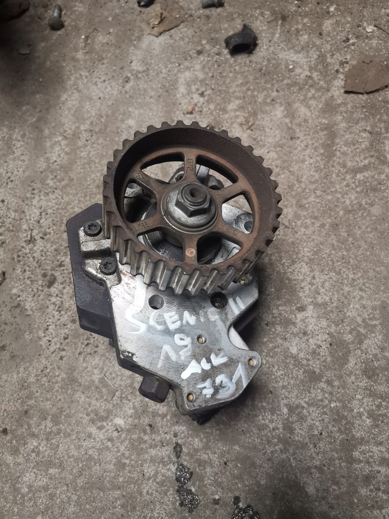 фото №1, Renault scenic megane ii 1.9d насос впрыскная bosch 0445010018 7700111010